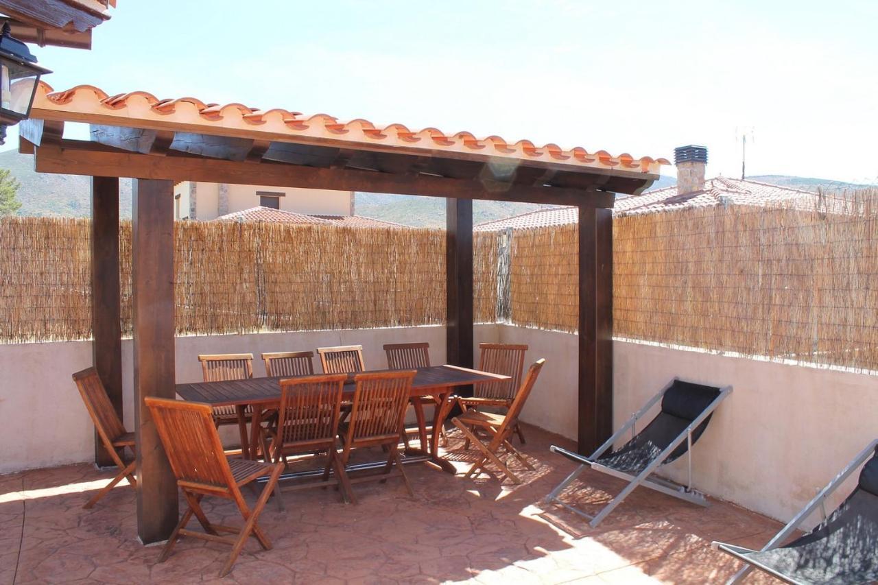 Casa Las Serijuelas Villanueva de Avila ภายนอก รูปภาพ