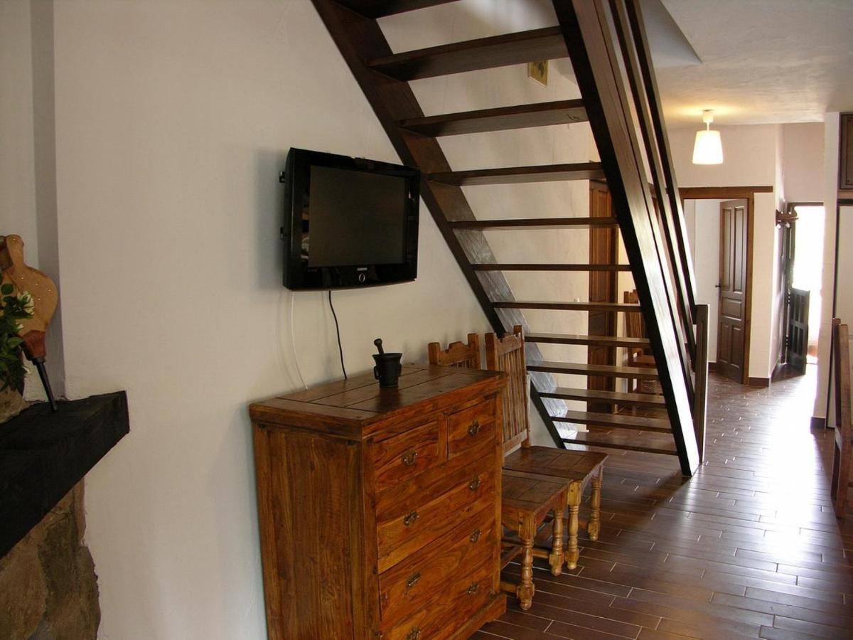 Casa Las Serijuelas Villanueva de Avila ภายนอก รูปภาพ