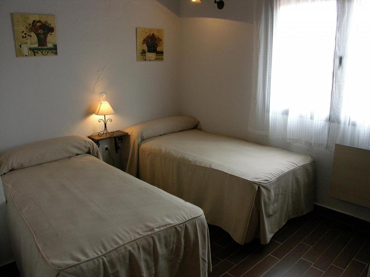 Casa Las Serijuelas Villanueva de Avila ภายนอก รูปภาพ